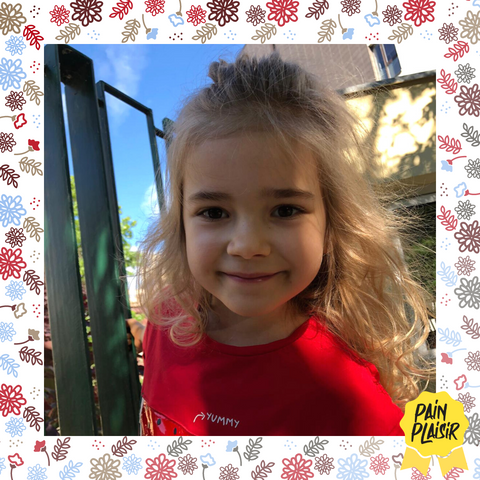 #MicilePleziriste - Francesca și mărțișorul-unicorn