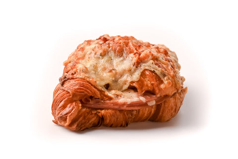 Croissant cu Mortadella, Parmesan și Trufe negre